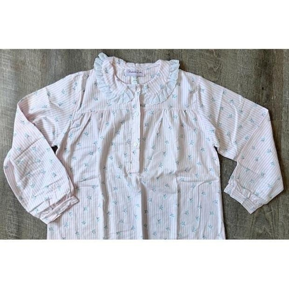 Vintage Penbrooke‎ Lane Pink striped Flannel nightgown Size M NWOT